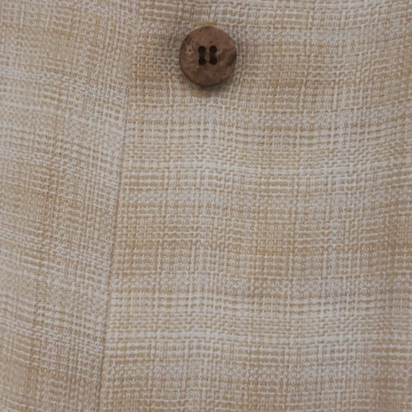 Men's Casual Button Down Dress Shirt - Picture 3 of 4